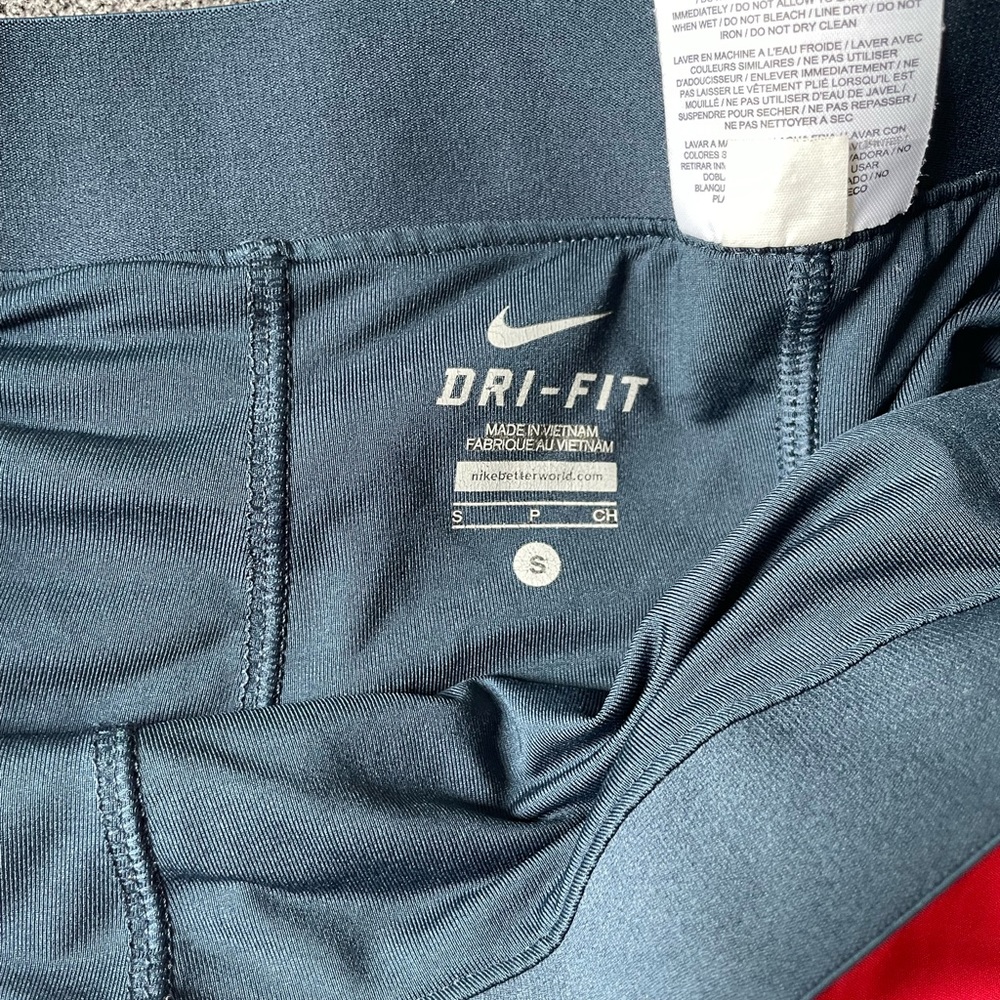 Nike running shorts, pink! - Picture 4 of 4